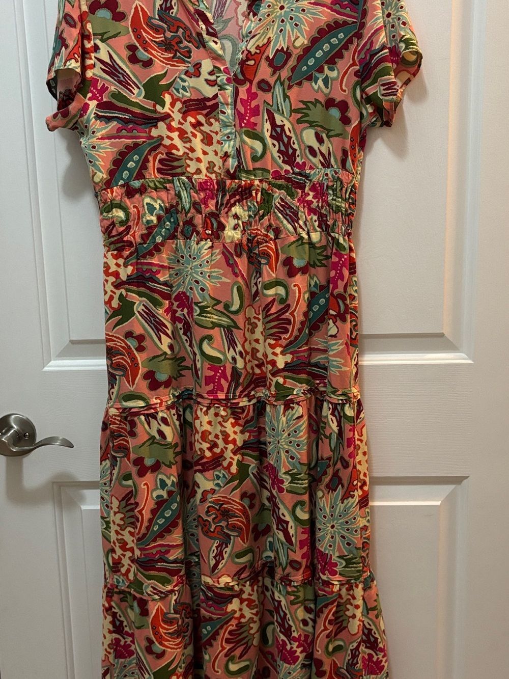 Liza Byrd Floral Tiered Maxi Dress in Coral and Green XS
